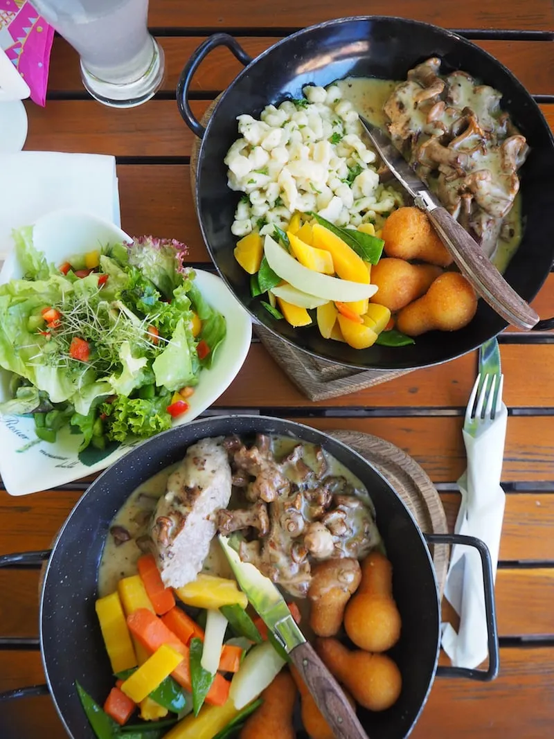 Abendessen beim Mostviertlerwirt: Blick in unsere Teller …