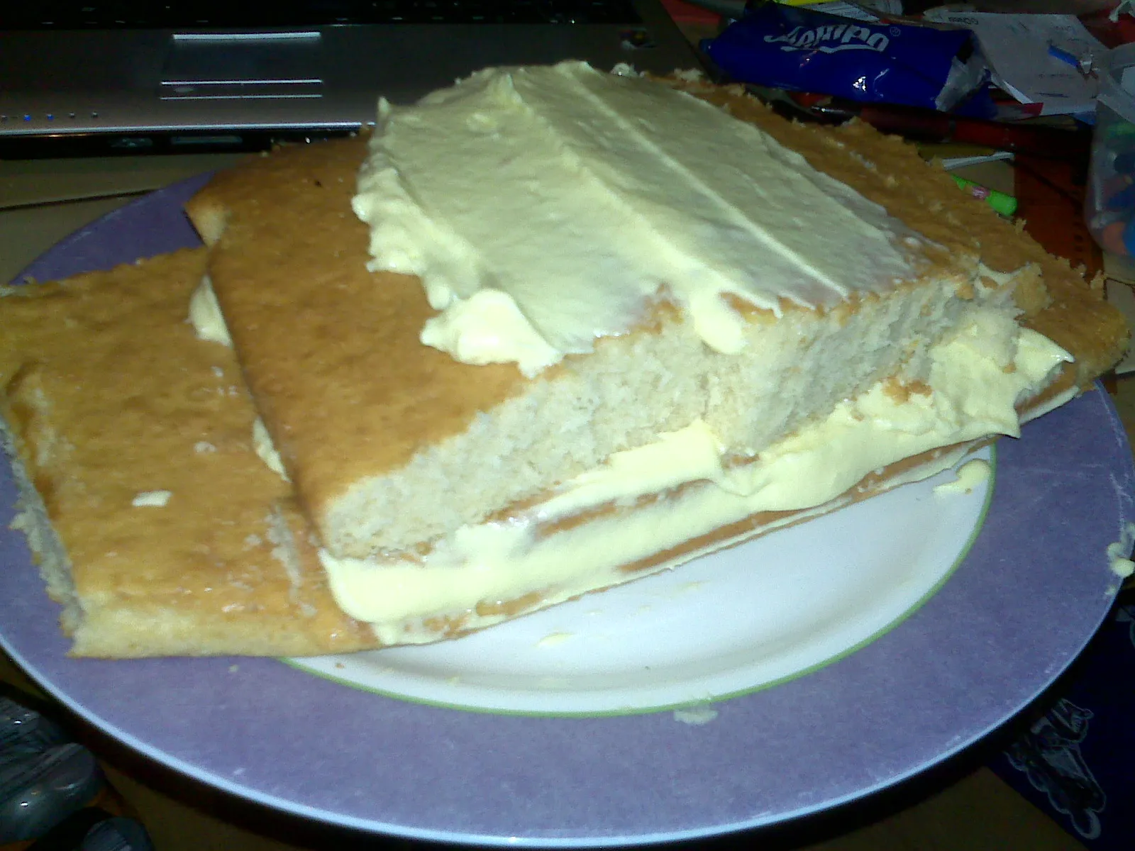 Anpassen der Kuchenform für das Polizeiauto