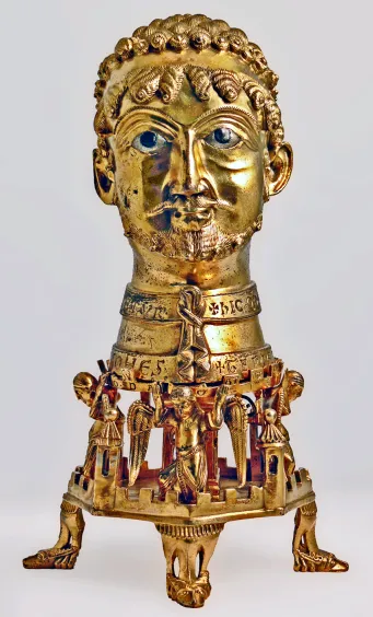 Ansicht des Cappenberger Kopfes, der fälschlicherweise lange als Darstellung Barbarossas galt.