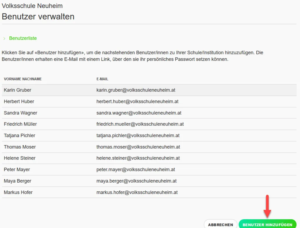 Ansicht einer erfolgreich importierten Benutzerliste in IQES, die zur Bestätigung des Hinzufügens der Benutzer bereit ist.