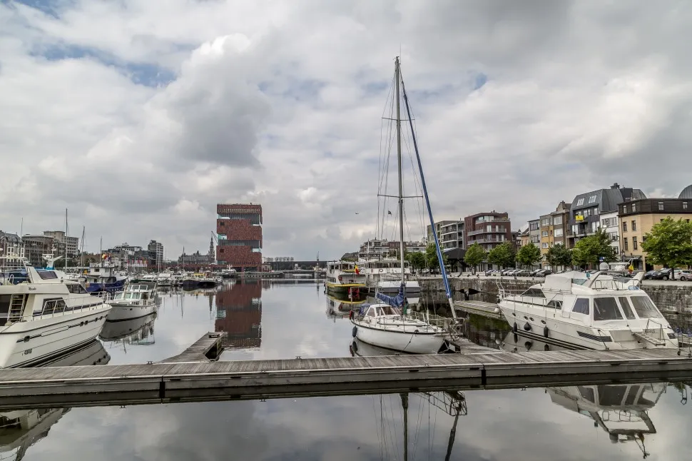 Antwerpen Eilandje Hafen
