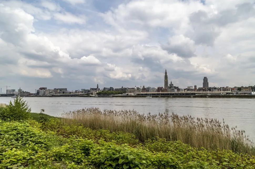 Antwerpen &quot;Parkplatz&quot; Skyline
