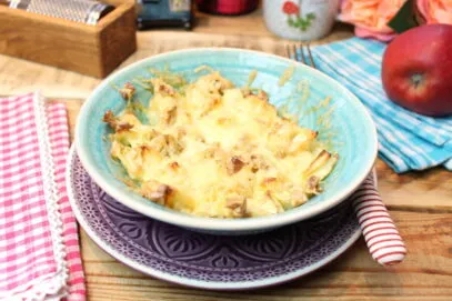 Apfel-Käsefrühstück aus dem Ofen – ein fruchtig-herzhaftes Low-Carb-Rezept für den Morgen