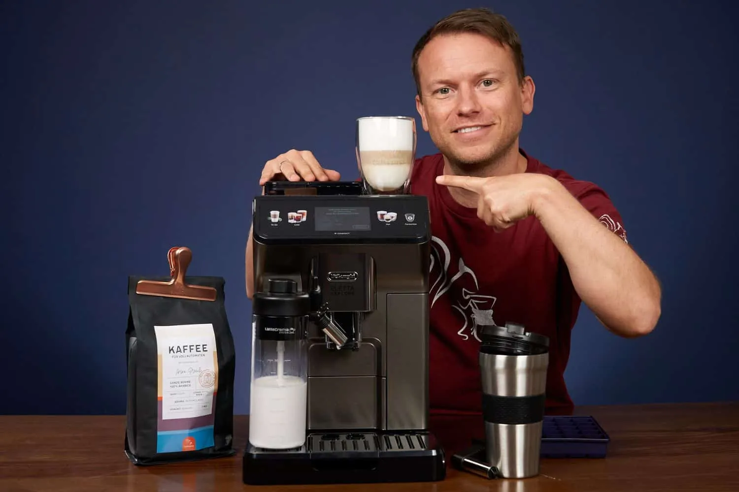 Arne mit DeLonghi Eletta Explore Kaffeevollautomat