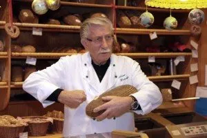 Bäcker bei der Arbeit
