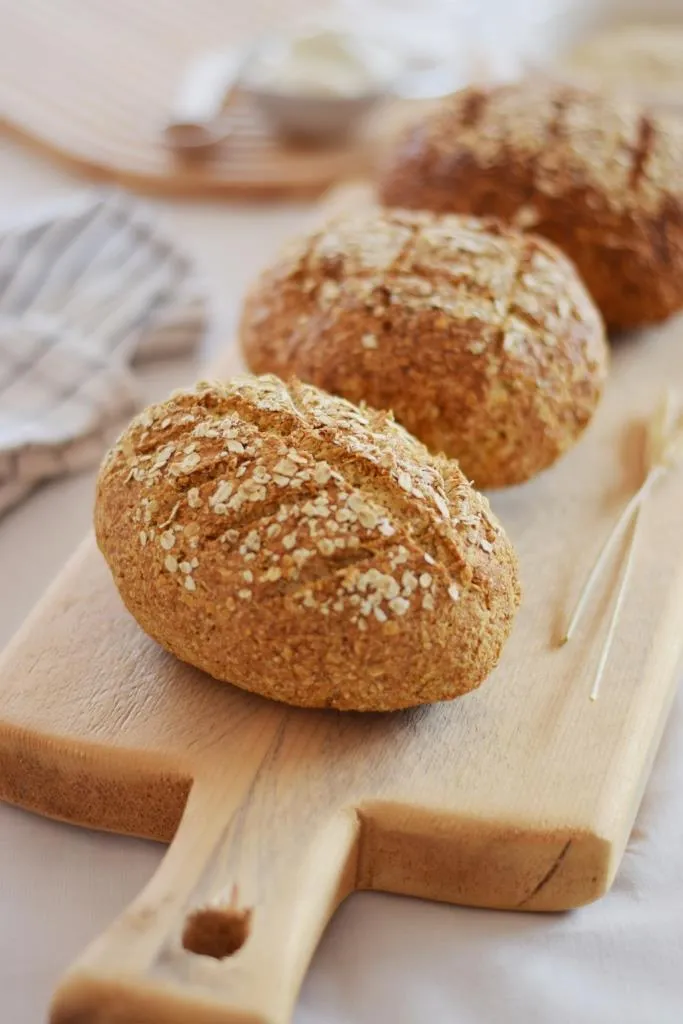Backtest! Zwei Brote aus dem Airfryer, ein Brot aus dem Backofen
