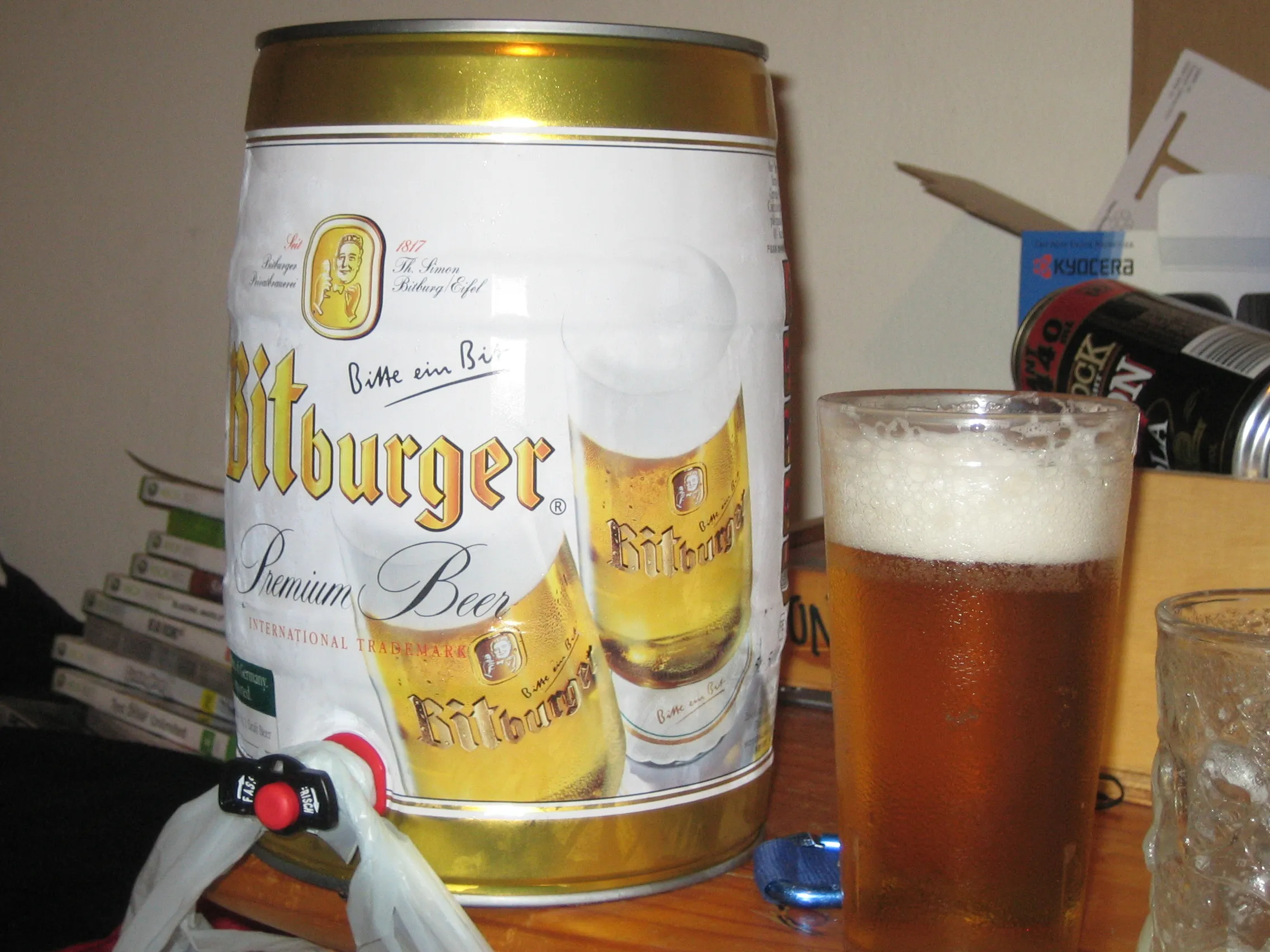 Bitburger Premium Pils im praktischen Minikeg für gesellige Runden und Biergenuss