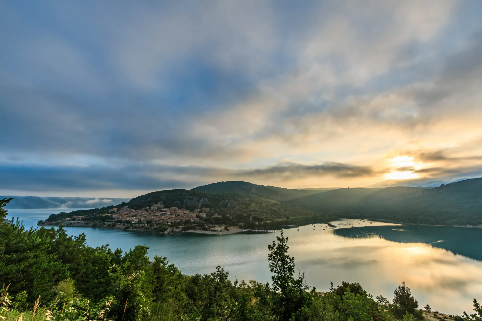Blick auf das Dorf Sainte-Croix-du-Verdon