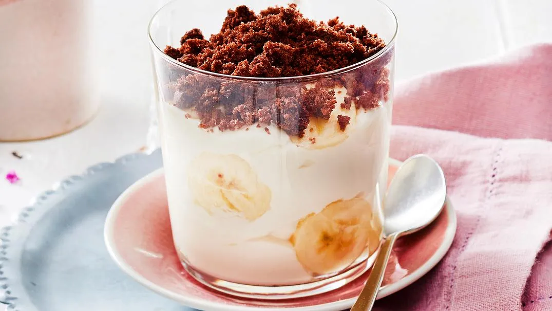 Blitzschnelles Joghurt-Bananen-Dessert im Glas, ein einfaches Nachtisch Rezept
