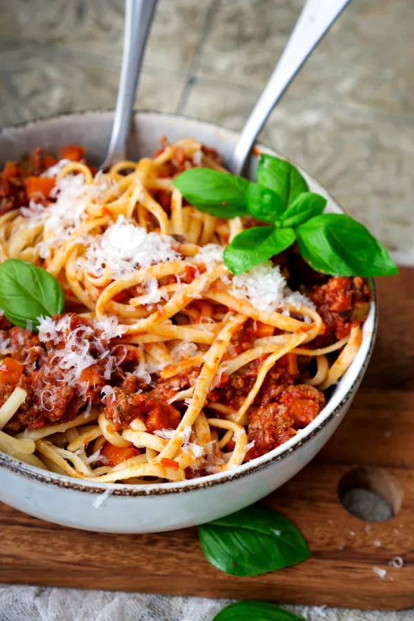 Bolognese ist ein leckeres Hauptgericht für die Familie