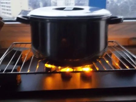 Brot im Topf über Teelicht backen
