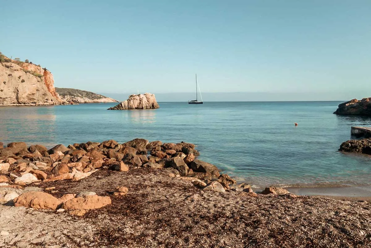 Bucht auf Ibiza