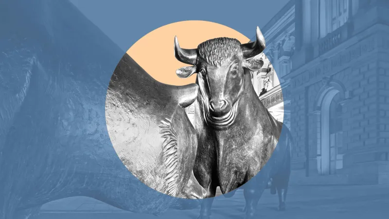 Bulle und Bär vor der Frankfurter Börse als Teaserbild des Finance Briefings.