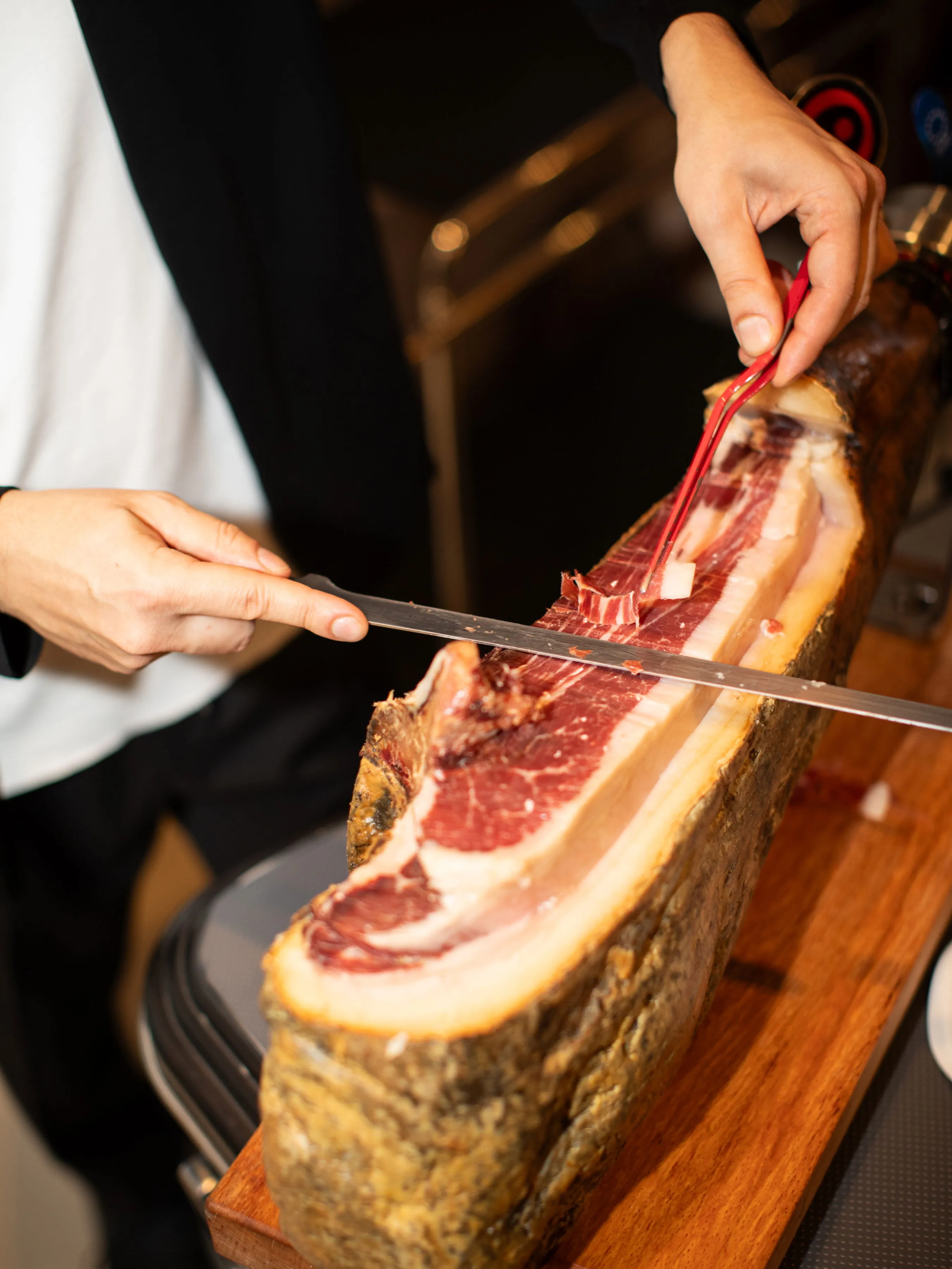 Condividere ist ein wenig radikal, wie Bob. Es geht darum, Köche dazu zu bringen, zu erfinden und technisch zu sein, aber auch einfach. Fotos von Clay Williams.