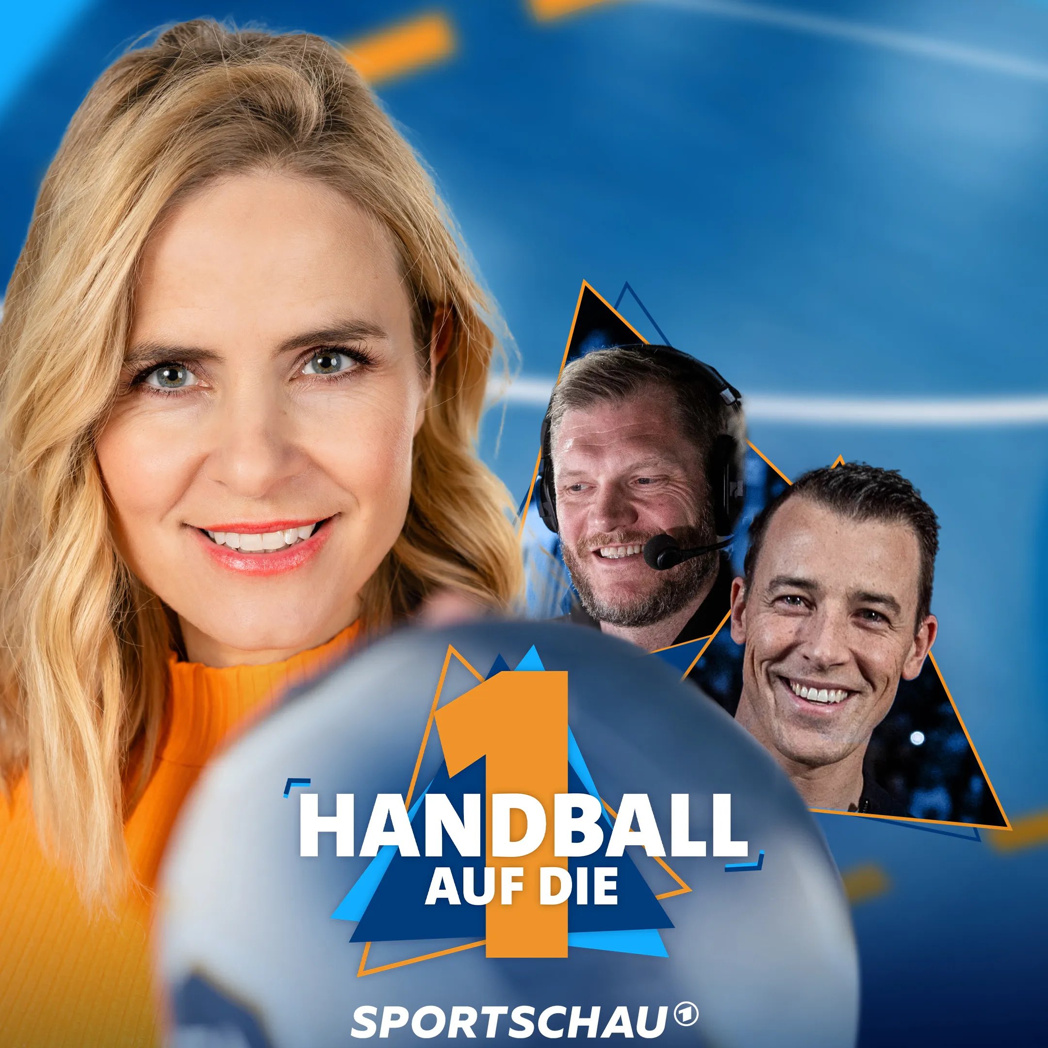 Coverbild des Sportschau-Podcasts "Handball auf die 1" zur WM 2025, mit Moderatorin Stephanie Müller-Spirra.