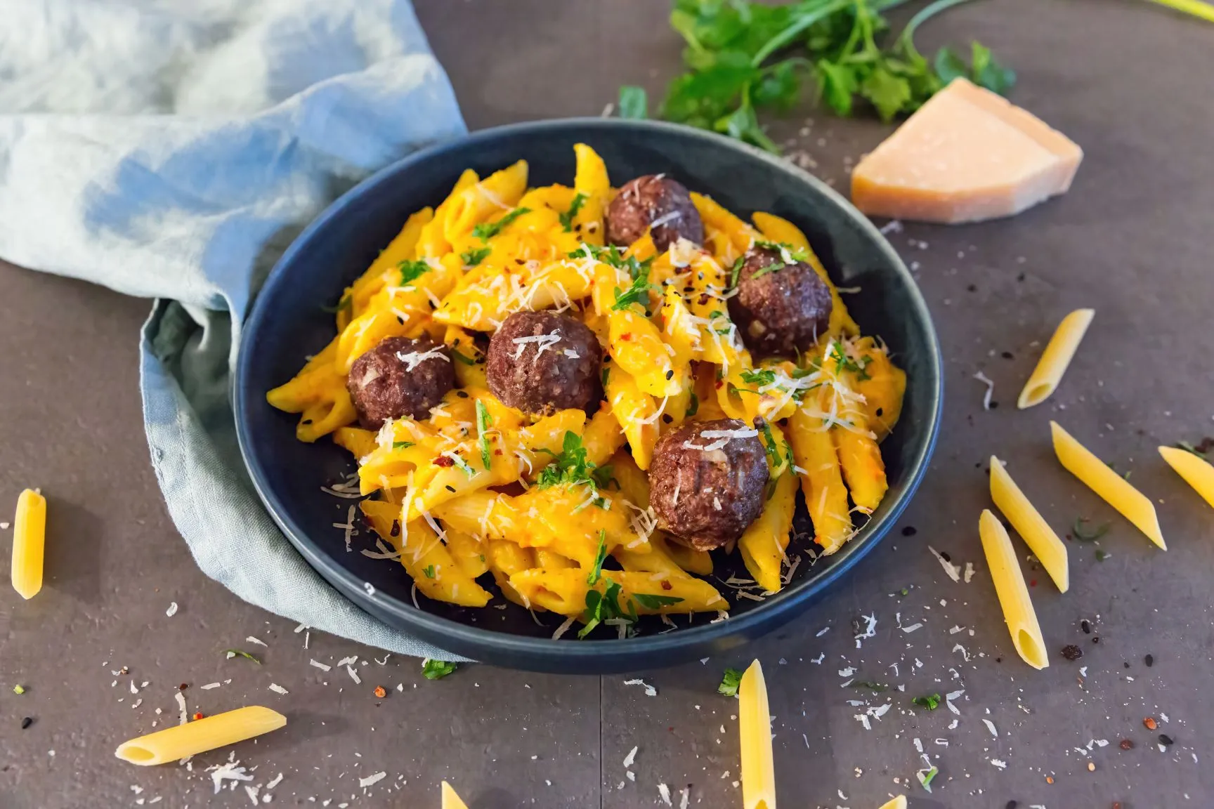 Cremige Kürbis-Pasta mit Hackbällchen Schätze aus meiner Küche