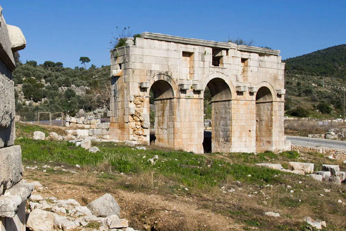 Das nördliche Stadttor von Patara