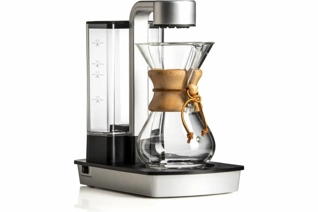 Das schlanke Design der Chemex Ottomatic 2.0 Kaffeemaschine mit Glaskaraffe