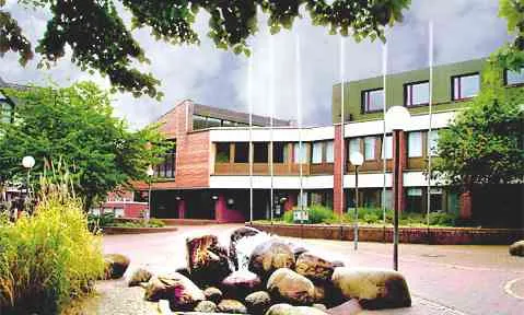 Das Standesamt Trittau im Kreis Stormarn ist ein beliebter Trauort für Brautpaare aus Hamburg und dem Umland.