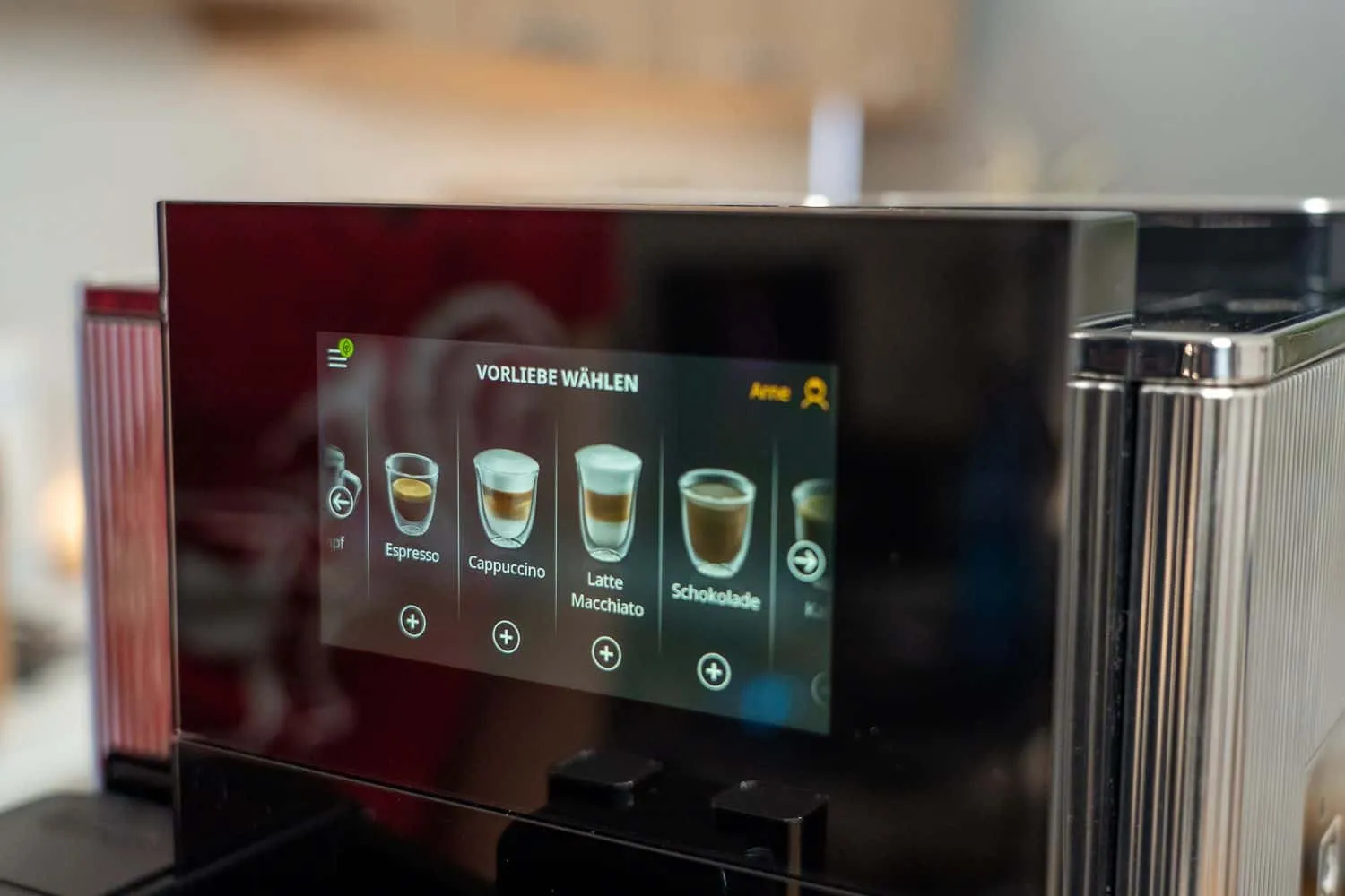 DeLonghi Maestosa Bedienung Touch-Display