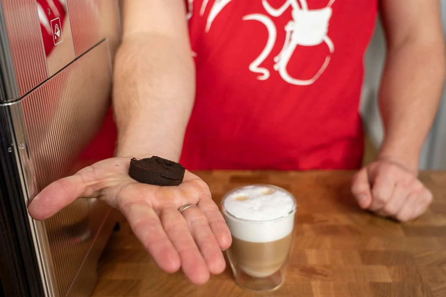 DeLonghi Maestosa Trester