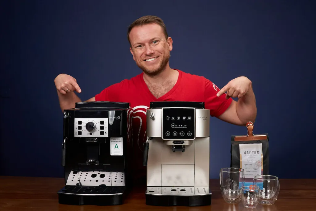 DeLonghi Magnifica S und Magnifica Start im direkten Vergleich für Kaffeevollautomat-Tests