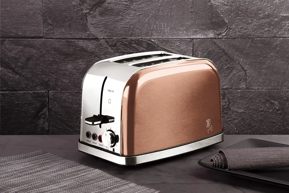 Detailansicht des Berlinger Haus Roségold Toasters mit Bedienfeld und Bräunungsstufen