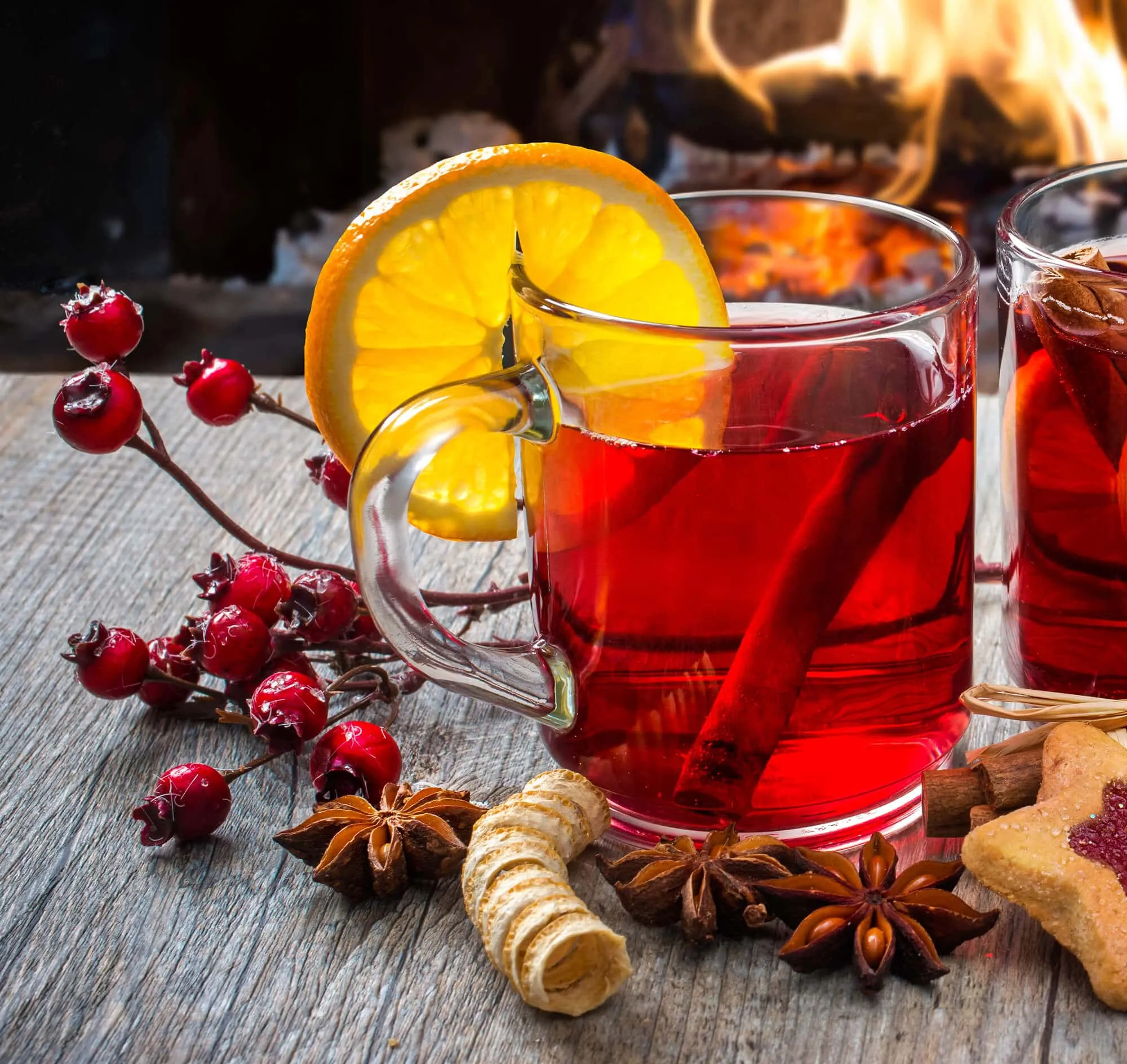 Deutscher Kinderpunsch Rezept mit Hibiskustee und Früchten
