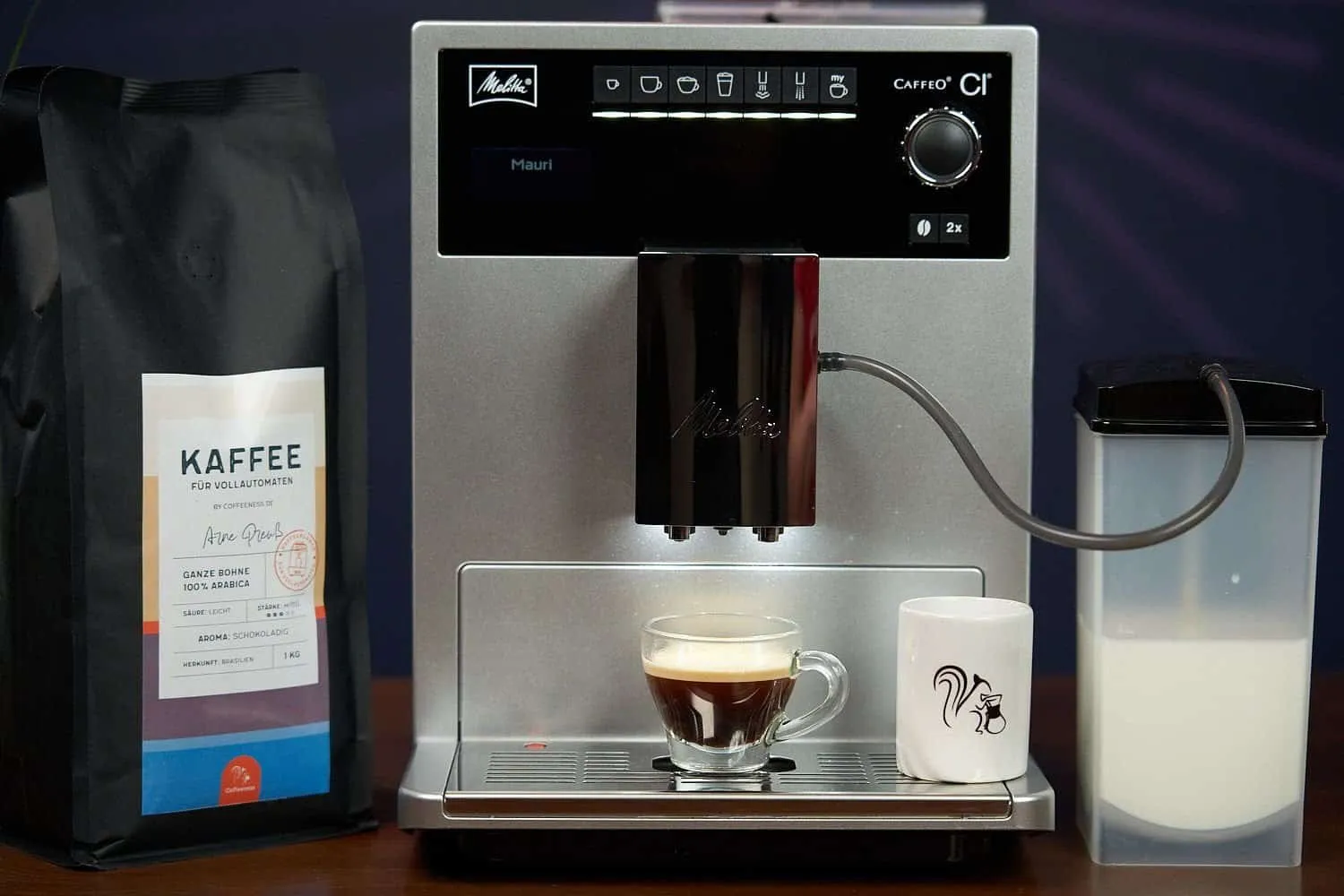 Die Melitta Caffeo CI E970-101 Kaffeevollautomat Kaffeebezug