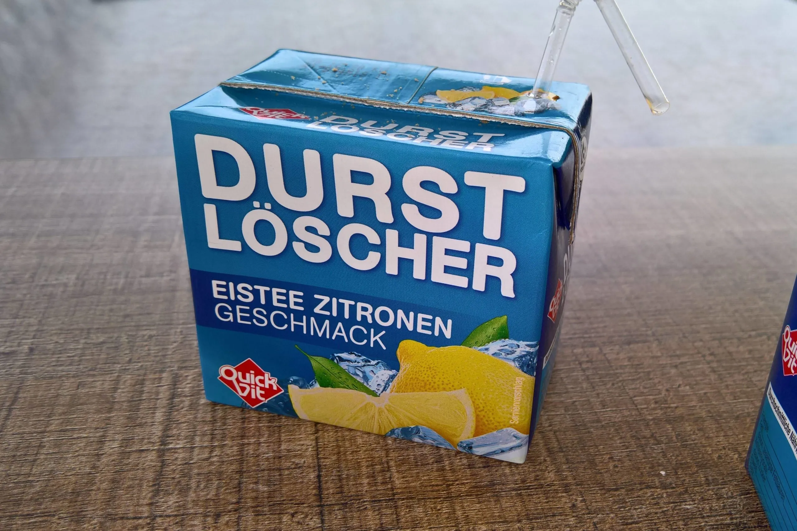 „DirTea“ der Rapperin Shirin David.