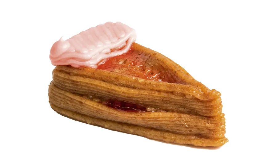 Ein 3D-gedruckter Kuchen mit verschiedenen Schichten und Texturen