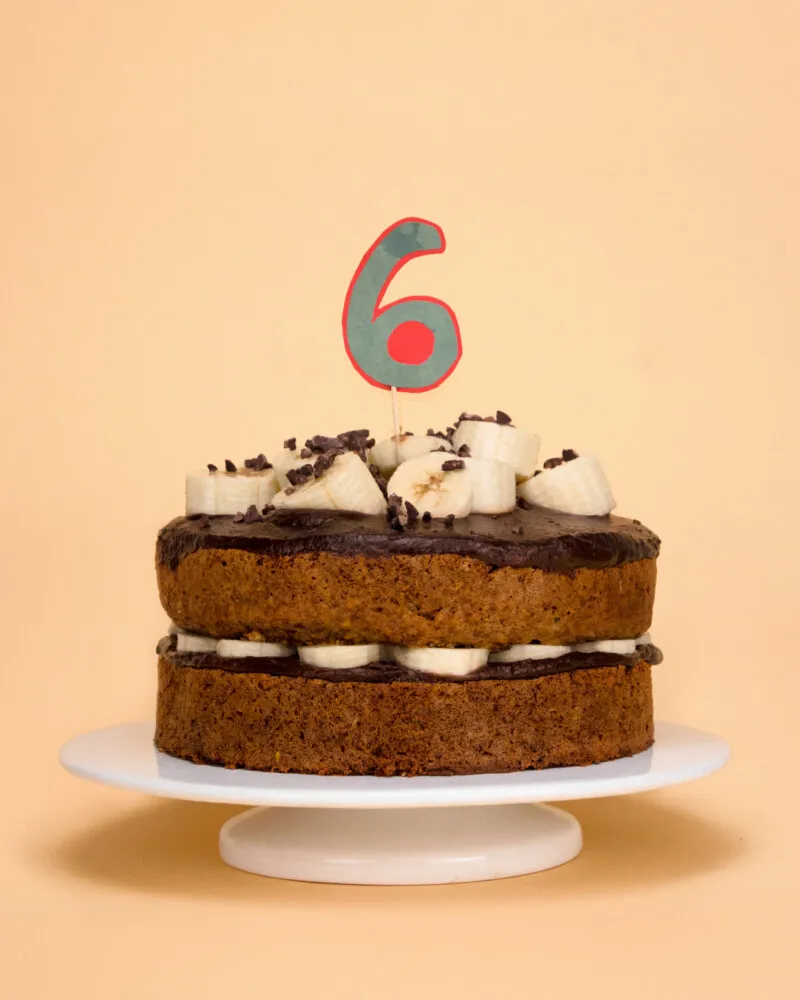 Ein ganzer Schokokuchen