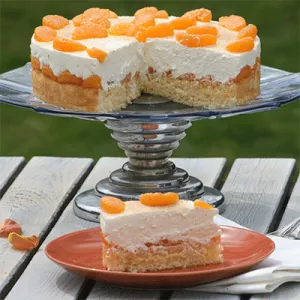 Ein Stück Glück: Köstliche Mandarinen Sahne Torte mit fruchtiger Note