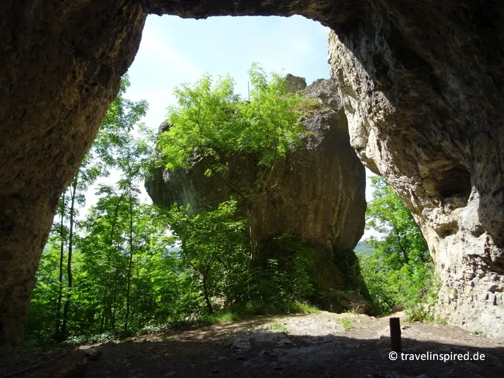 Eine einzigartige Felsformation am Hohlen Fels bei Happurg im Nürnberger Land