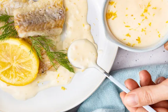 Einfache Zitronensoße, ideal zu Fisch und Pasta