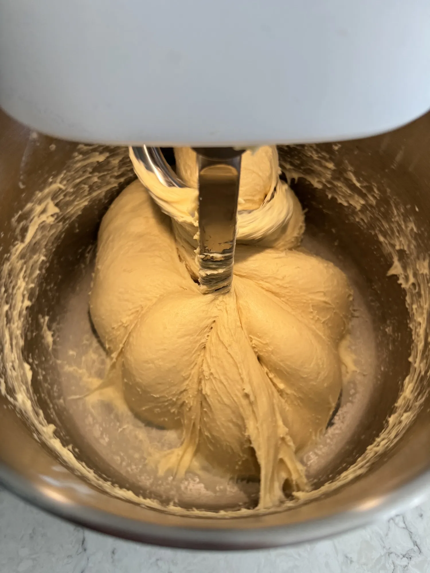 Elastischer Burger Brötchen Teig