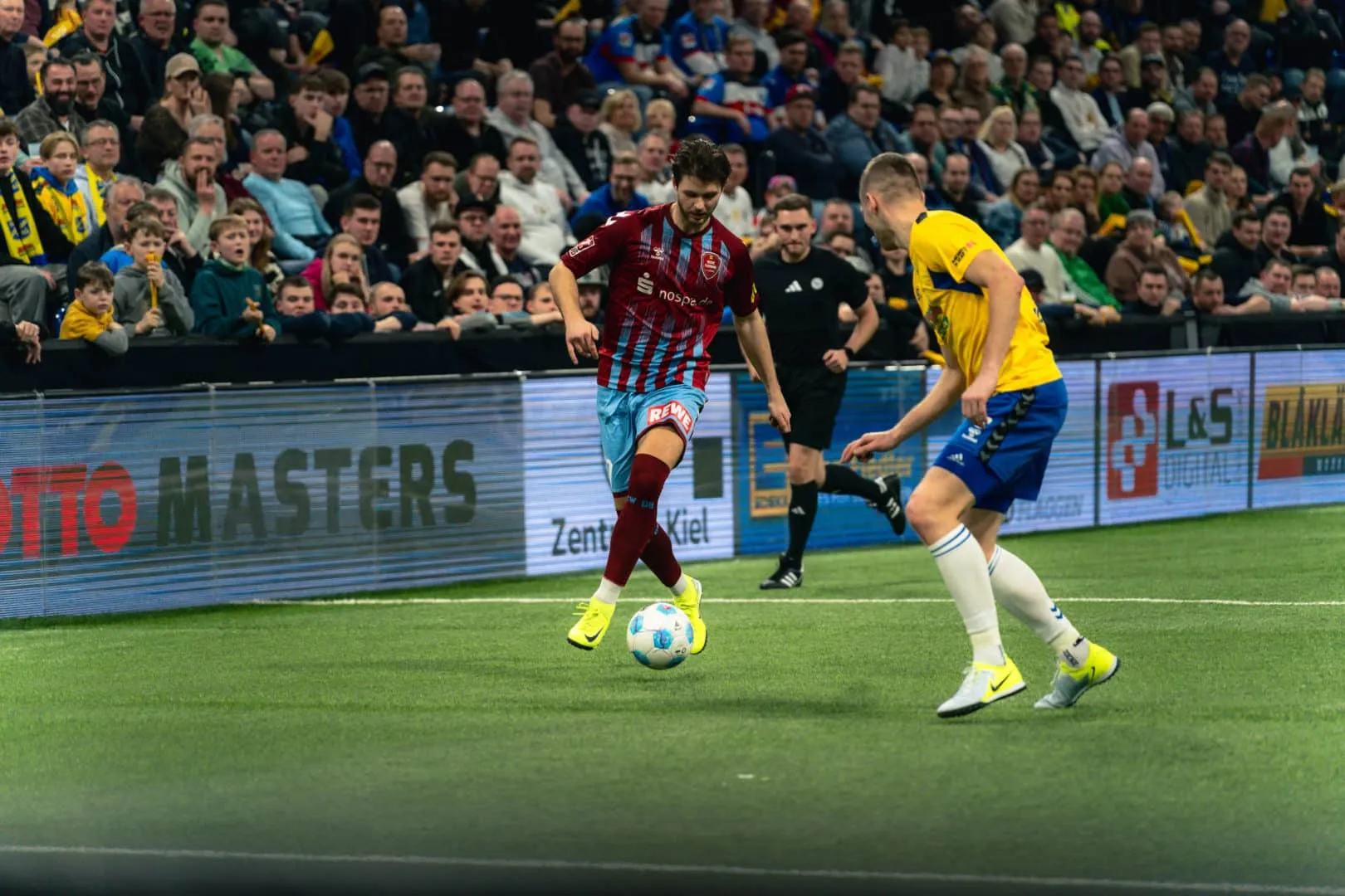 Emotionale Spielszene während des Finales zwischen SV Todesfelde und SC Weiche Flensburg 08