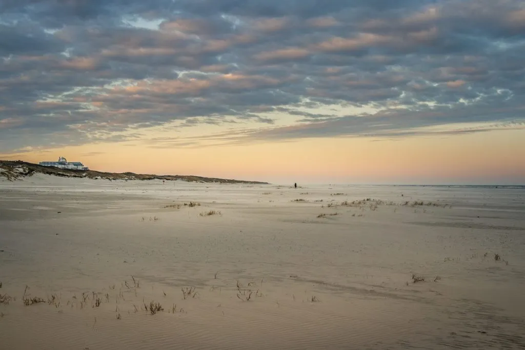 Endlose Strände für entspannte Spaziergänge im Wind: Nur eins von Juists Highlights.