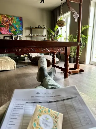 Entspannungsbereich nach der ersten Anwendung mit Tee