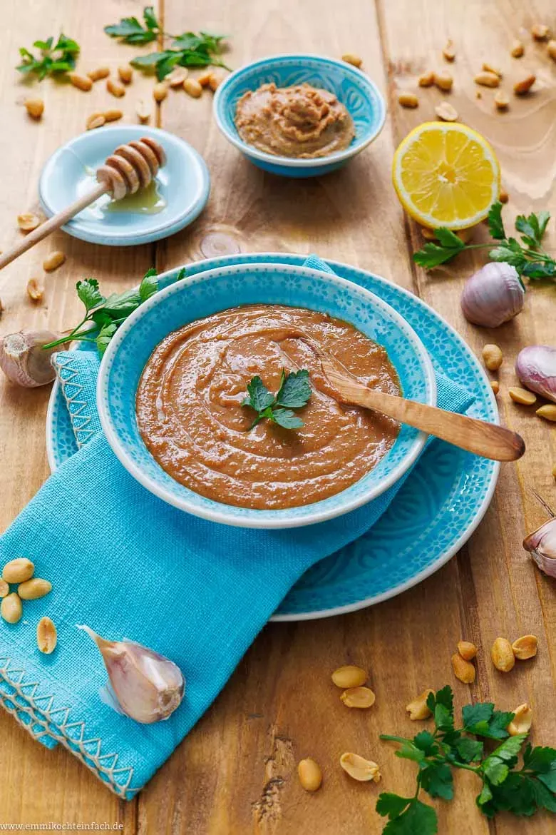 Erdnusssoße selber machen: alle Geschmacksnoten in Balance