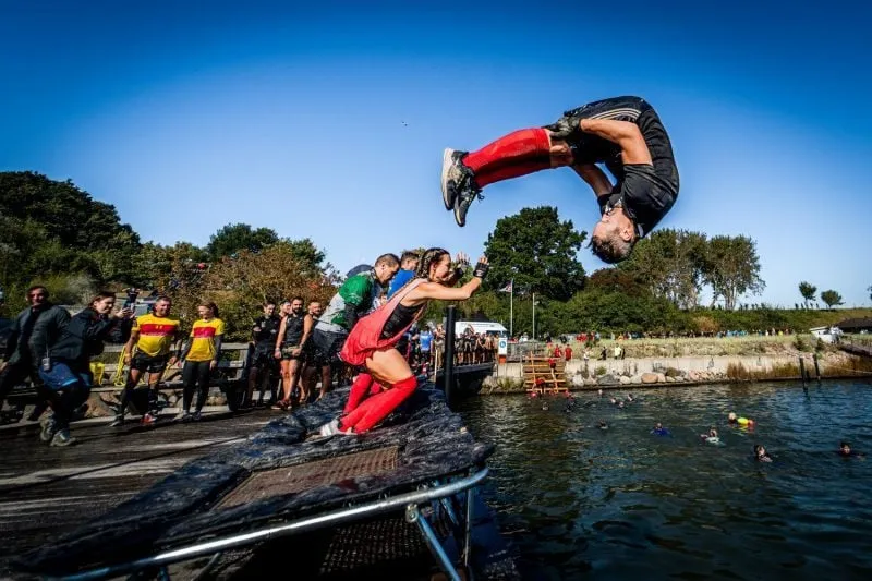 Erfrischende Sprünge ins kühle Nass des norddeutschen Meeres