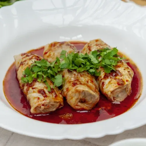 Etli Lahana Sarması türkische Weißkohl-Rouladen