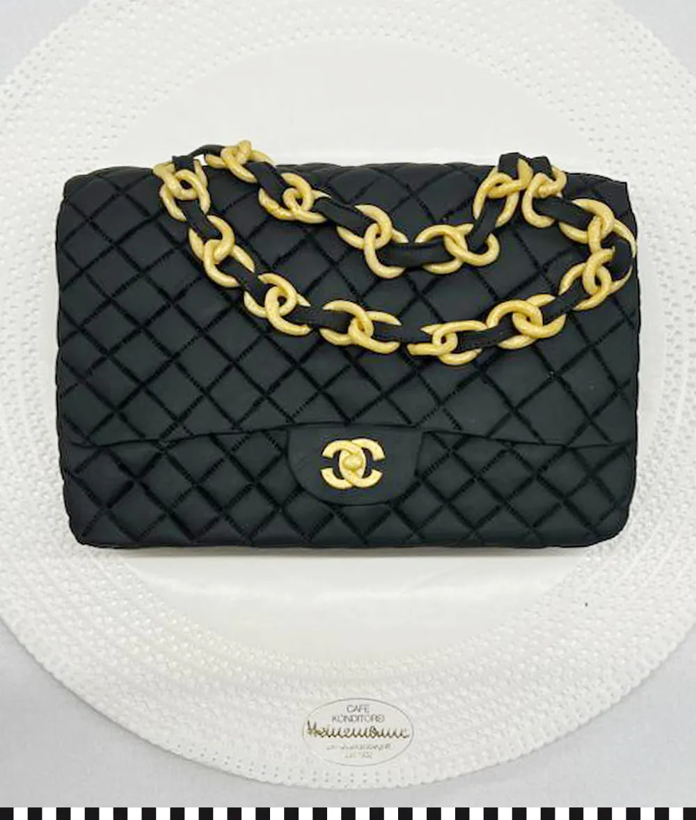 Exklusive Geburtstagstorte als Chanel-Handtasche von Heinemann