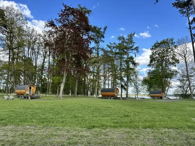 Fass-Saunen am Tollense-See für entspannte Stunden