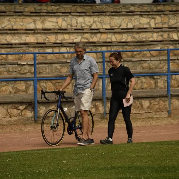 Fechter gibt alles bei den spannenden Wettkämpfen in Freyburg