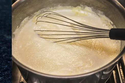 Feiner, luftiger Schaum, emulgiert mit Lecithin, veredelt ein Gericht in der Molekularküche und sorgt für überraschende Geschmackserlebnisse