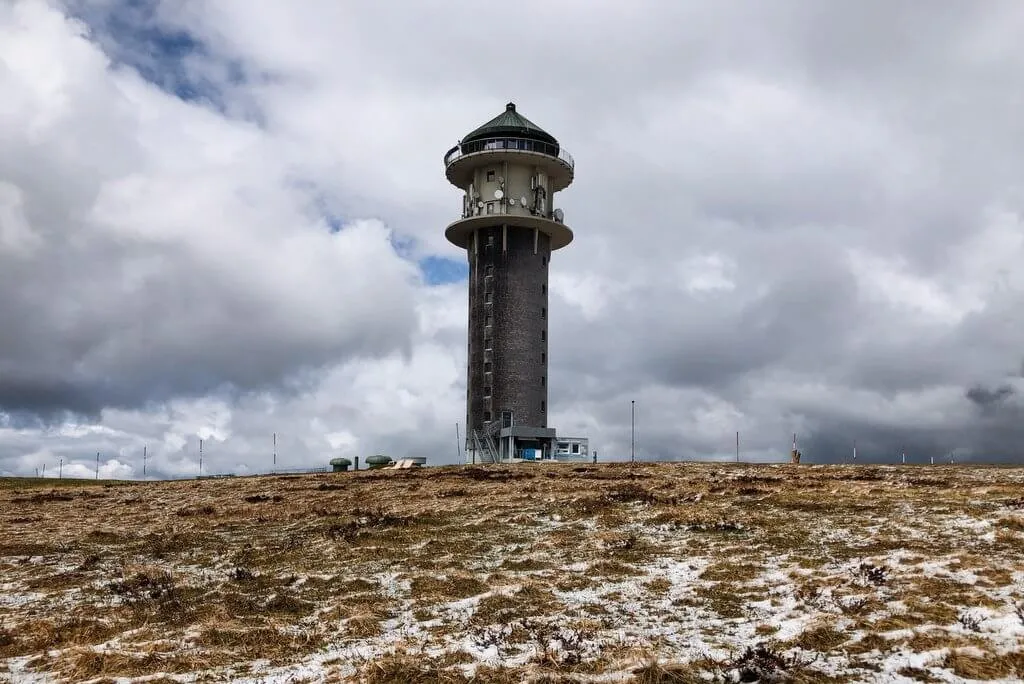 Feldbergturm auf dem Gipfel des Feldbergs im Schwarzwald