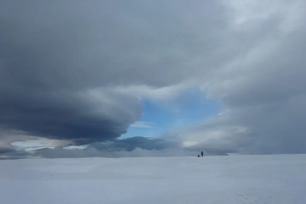 Felicity Aston, eine der Hauptfiguren der Expedition, hat bereits Erfahrung mit extremen Polarexpeditionen.