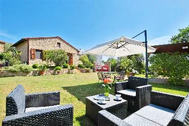 Ferienhaus in Murlo, Toskana mit eingezäuntem Garten für 5 Gäste mit Hund