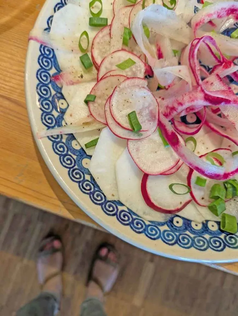Frische, gesunde Küche mit viel Gemüse und ausgewogenen Zutaten
